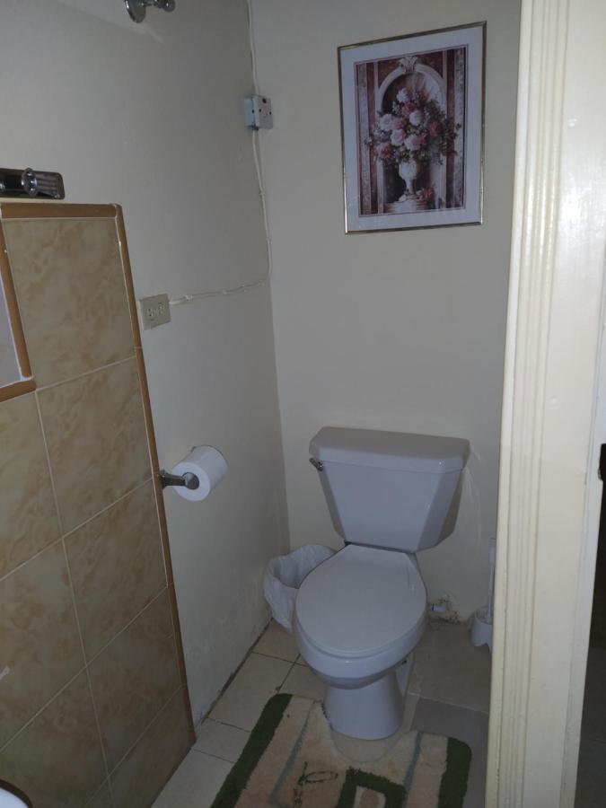 Gables Vacation Rentals With Private Gated Parking Onsite Knockpatrick Exterior foto